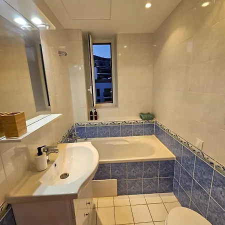 2 Bedrooms In - Menton